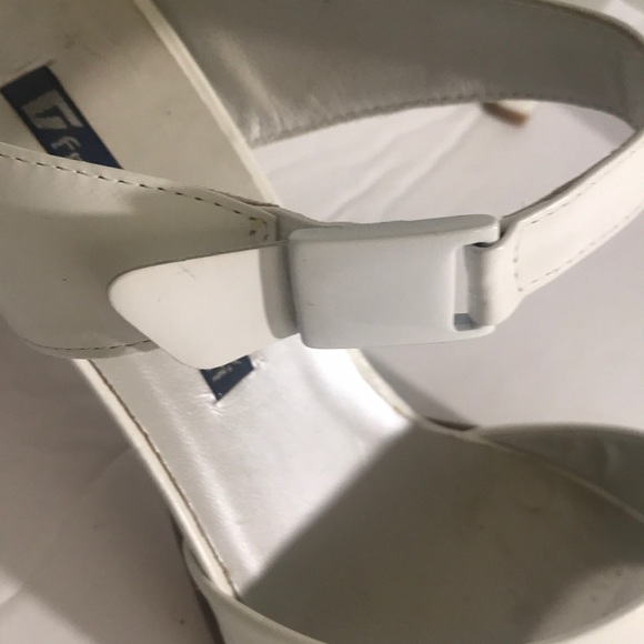 “FRANCO VISCONTI” Italian White Ladies Shoes. - Picture 5 of 10